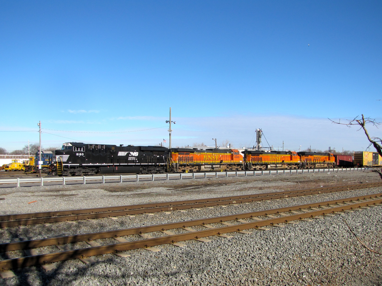 NS 64W crude oil train